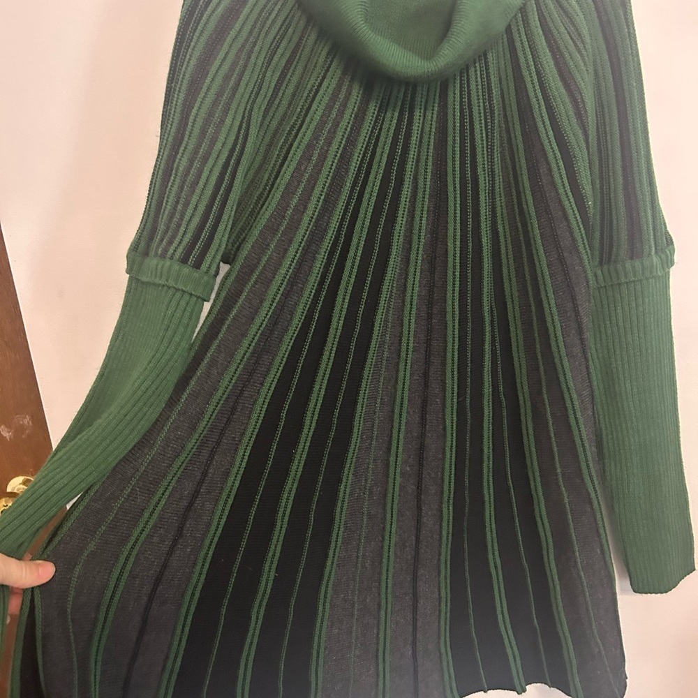 Green and Black Striped Women's Sweater - Picture 2 of 4